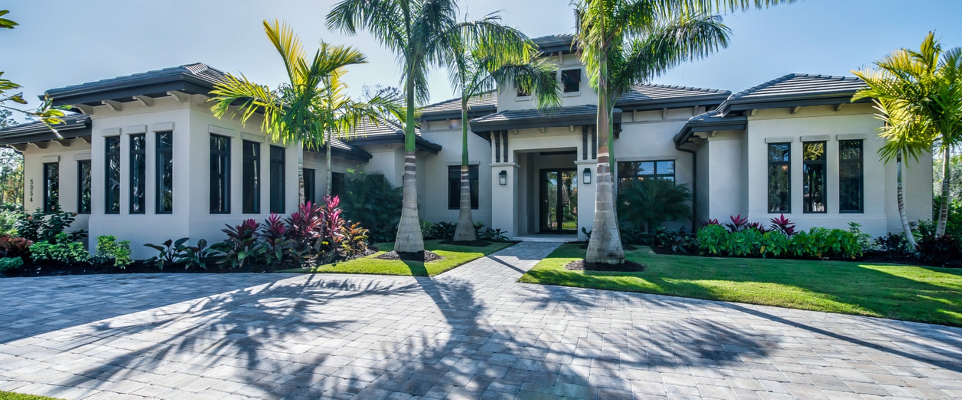 Monthly Real Estate Trends in Florida